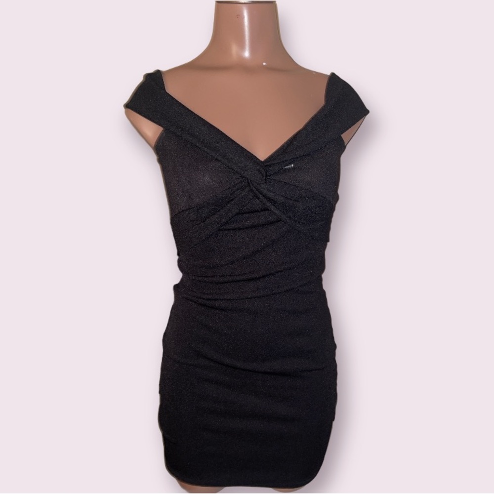 BLACK MID SHOULDER DRESS -XS